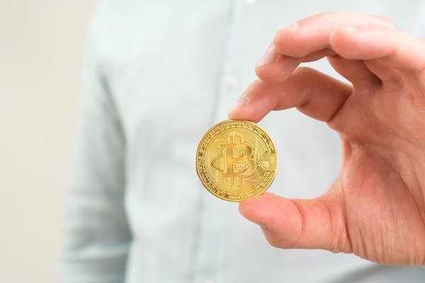 Comment choisir les meilleures pièces d'or à acheter pour un investisseur débutant ?